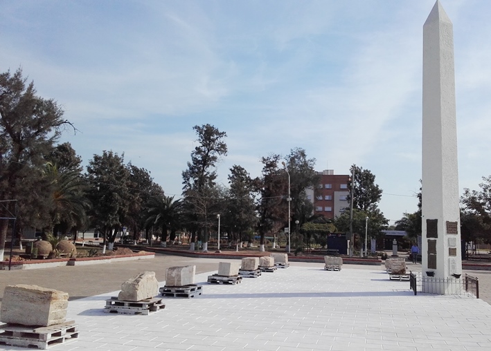 53-PIEZAS MARMOL