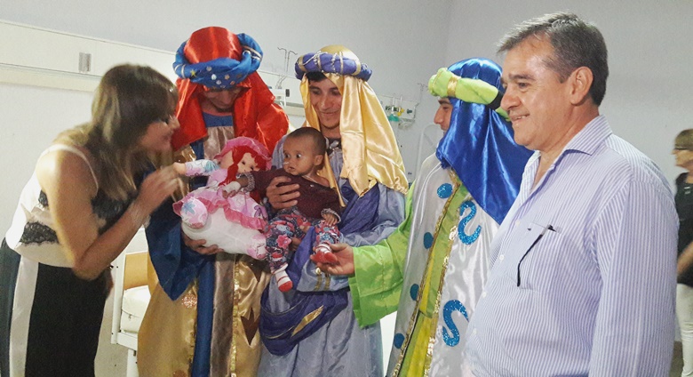 53-entrega-juguetes-reyes-magos1
