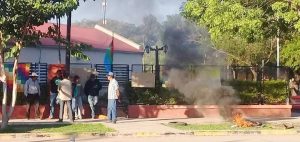 53-PROTESTA MIRAFLORES