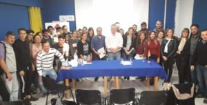 JOVENES PRESENTES