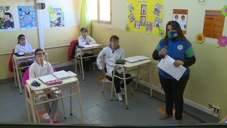 SFLZNNWSDFHTLE6AHZVVRVO744