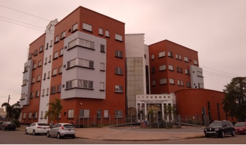 tribunakes