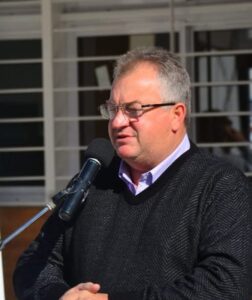 el intendente pio sander anuncio el pago a empleado municipales