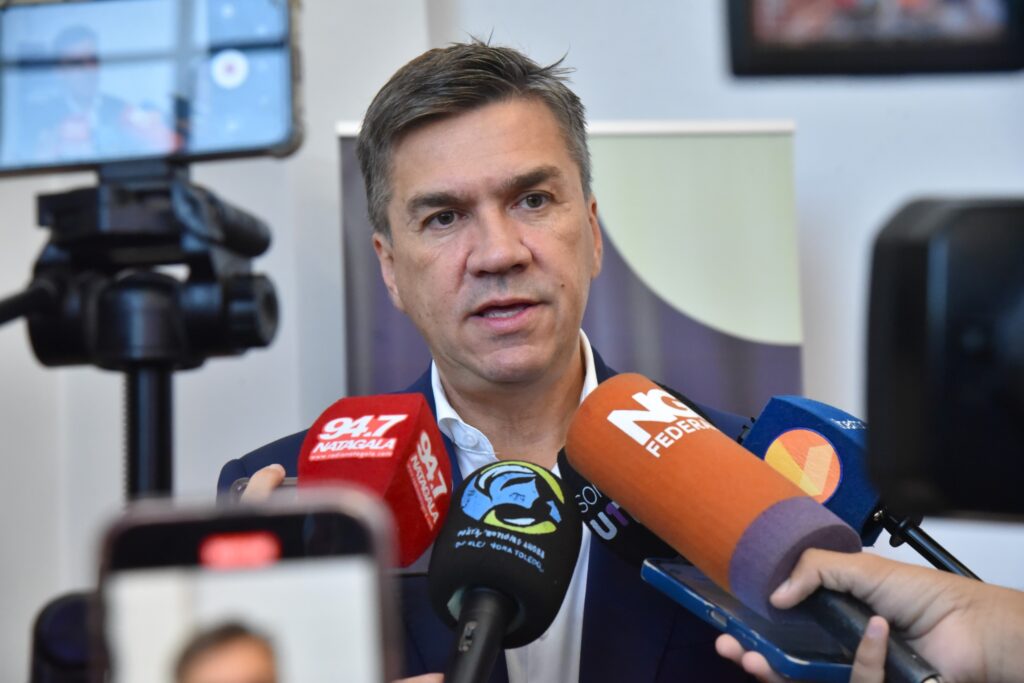 73038d54-9c65-47e2-904e-789da05dc127