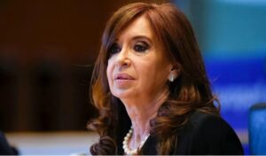 cfk condena